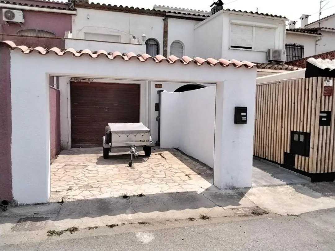 Appartement Sur Les Canaux Empuriabrava